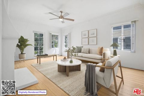 Photo of 201 S Poinsettia Place Pl #C, Los Angeles, CA 90036 (MLS # 26649911)