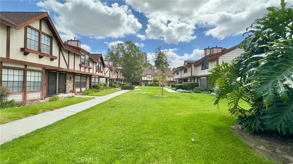 1133 S Paula Drive 7