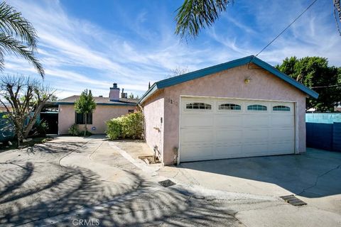 Photo of 13100 Foothill Blvd, Sylmar, CA 91342 (MLS # SR26063990)