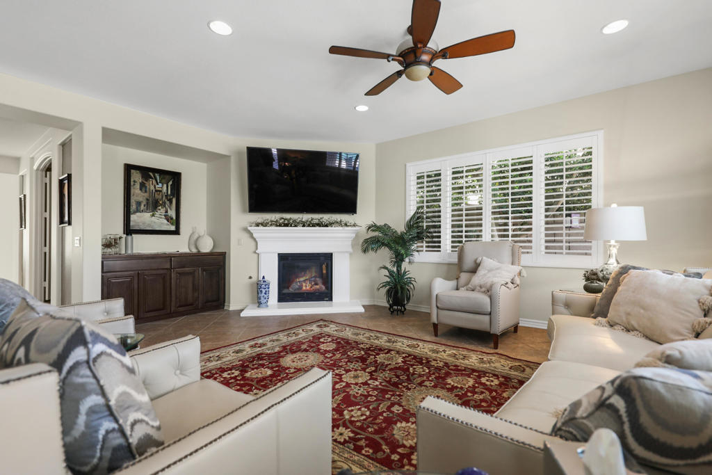 Terra Lago - Residential