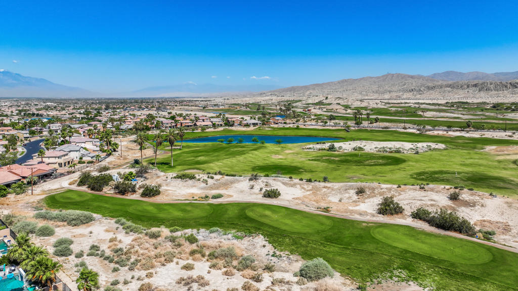 Terra Lago - Residential