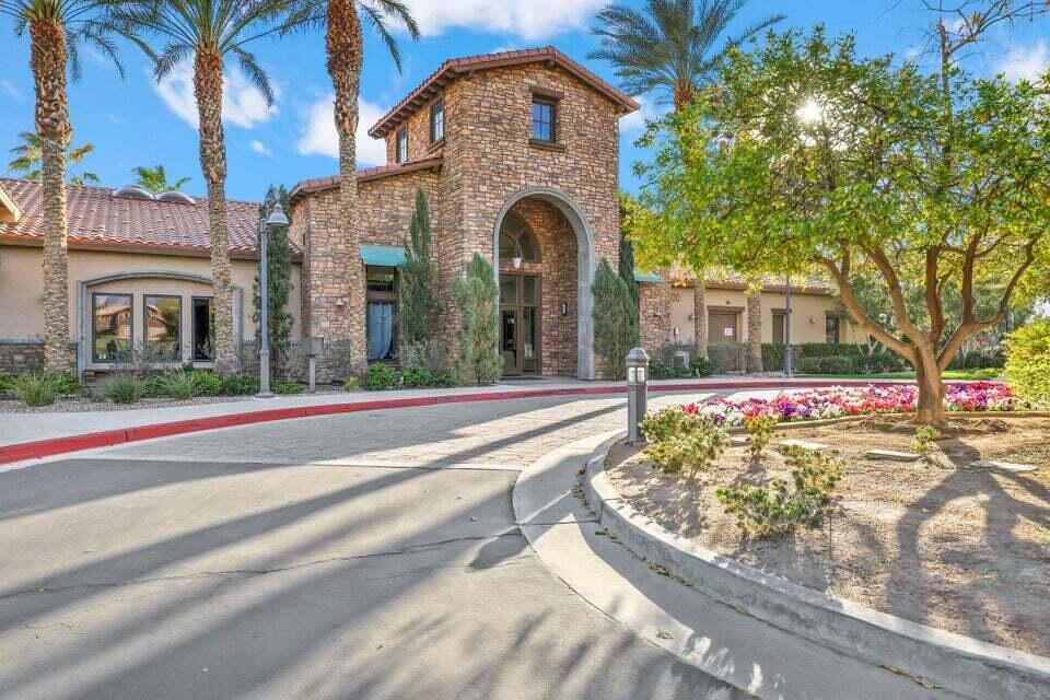 Terra Lago - Residential