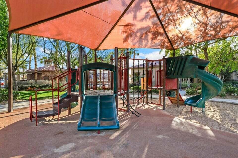 Terra Lago - Residential