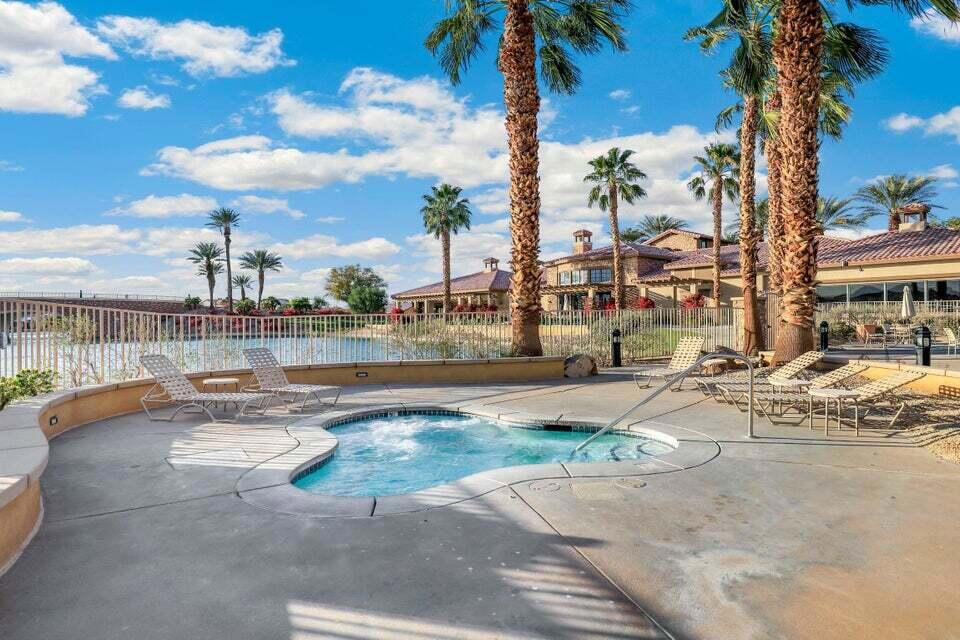 Terra Lago - Residential