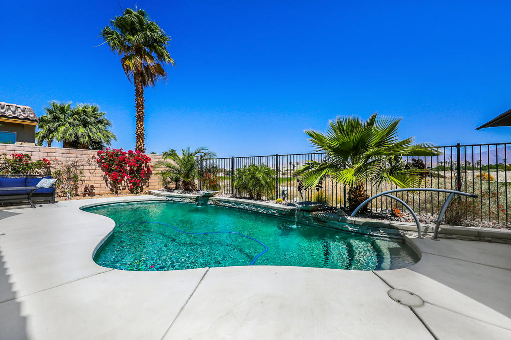 Terra Lago - Residential