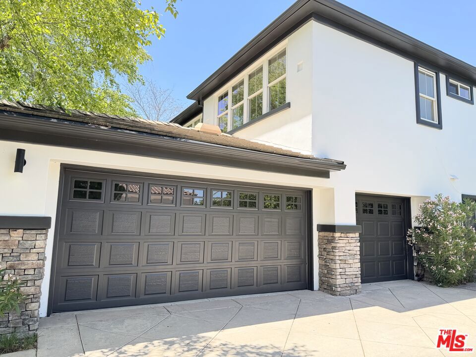 23473 Palm Drive