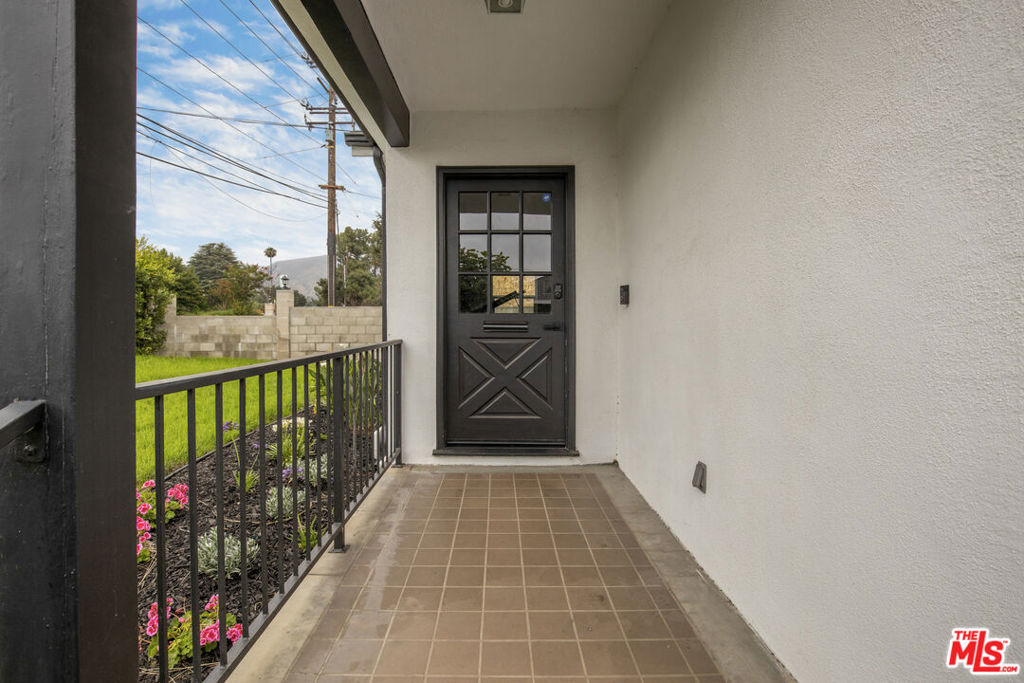 1696 N Altadena Drive