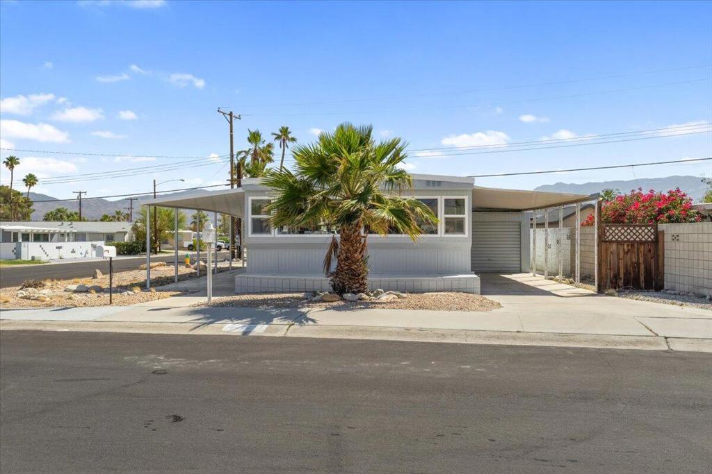 Tri Palm Estates - Manufactured In Park