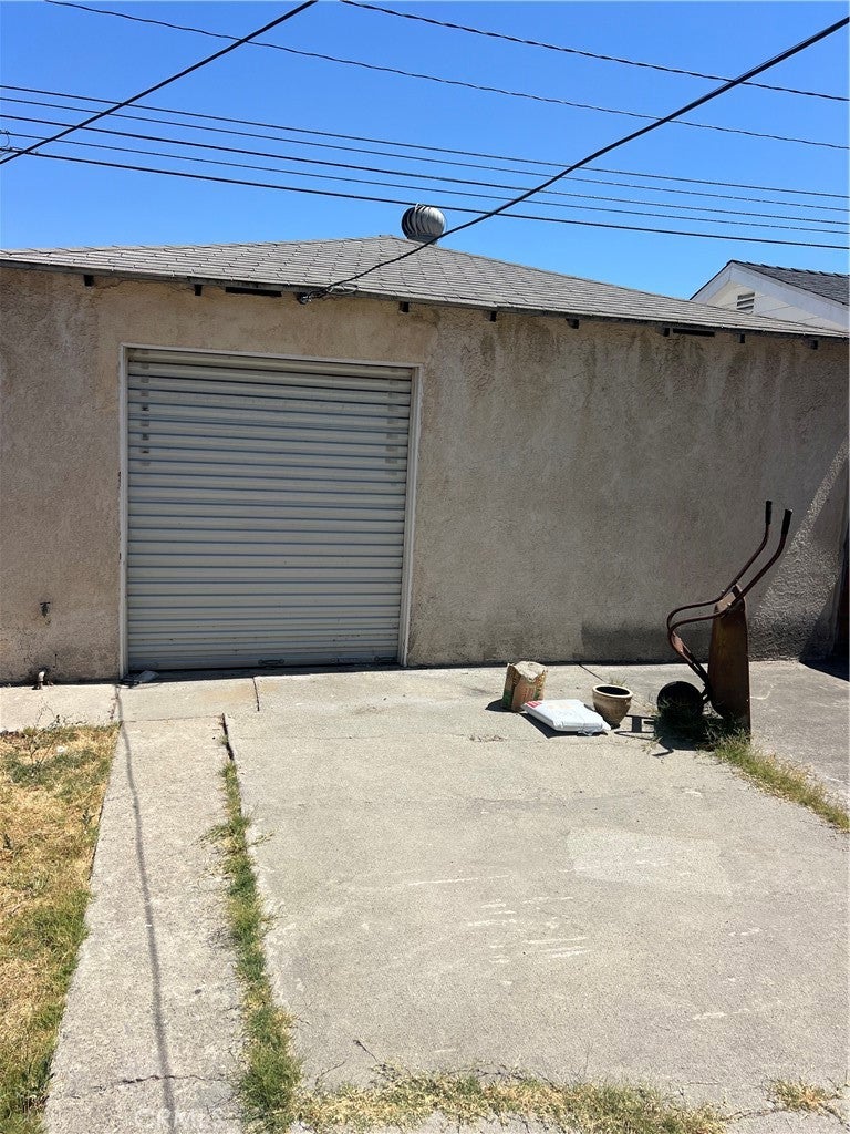 2114 Cowlin