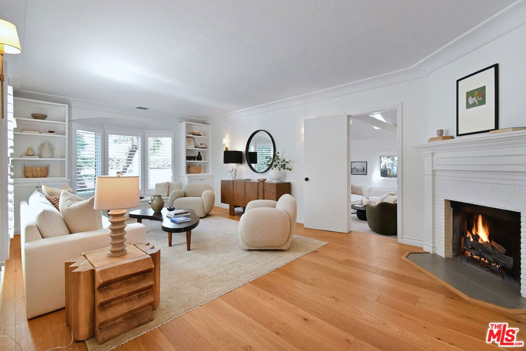 Photo of 4332 Ben Avenue, Studio City, CA 91604 (MLS # 25600769)