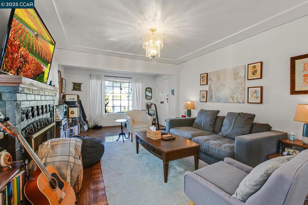 ALAMEDA COUNTY - Residential Income