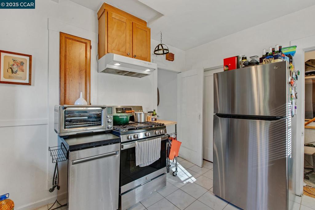 ALAMEDA COUNTY - Residential Income