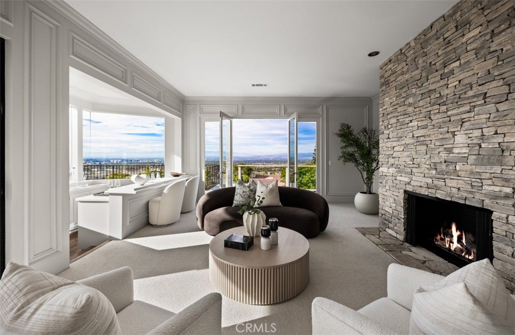 17 Napoli, Newport Beach CA 92660 - Photo 16