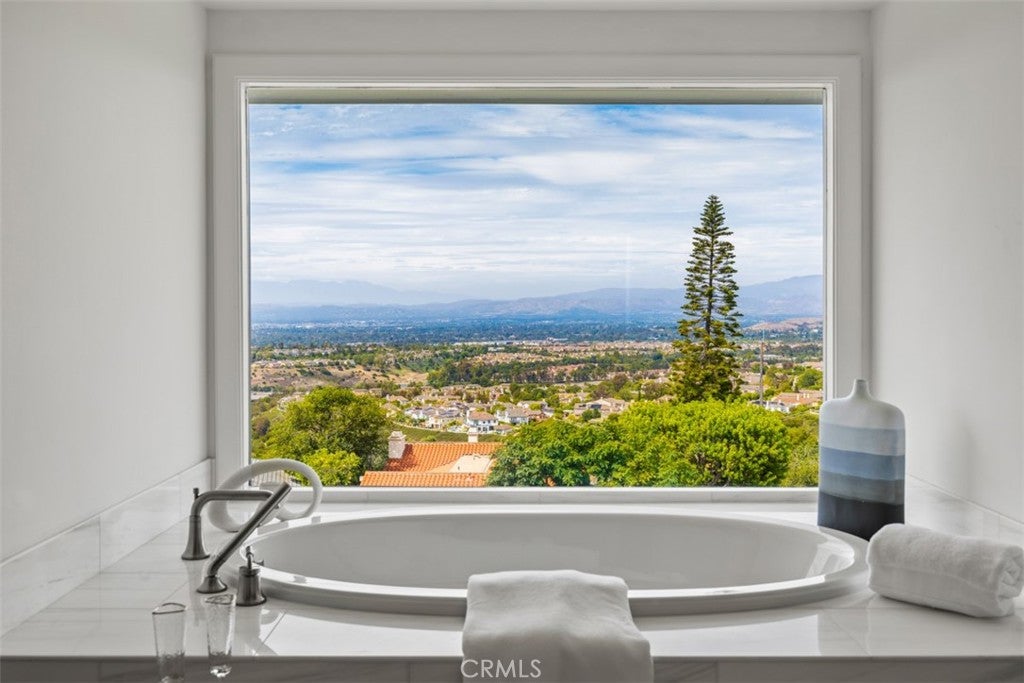 17 Napoli, Newport Beach CA 92660 - Photo 34
