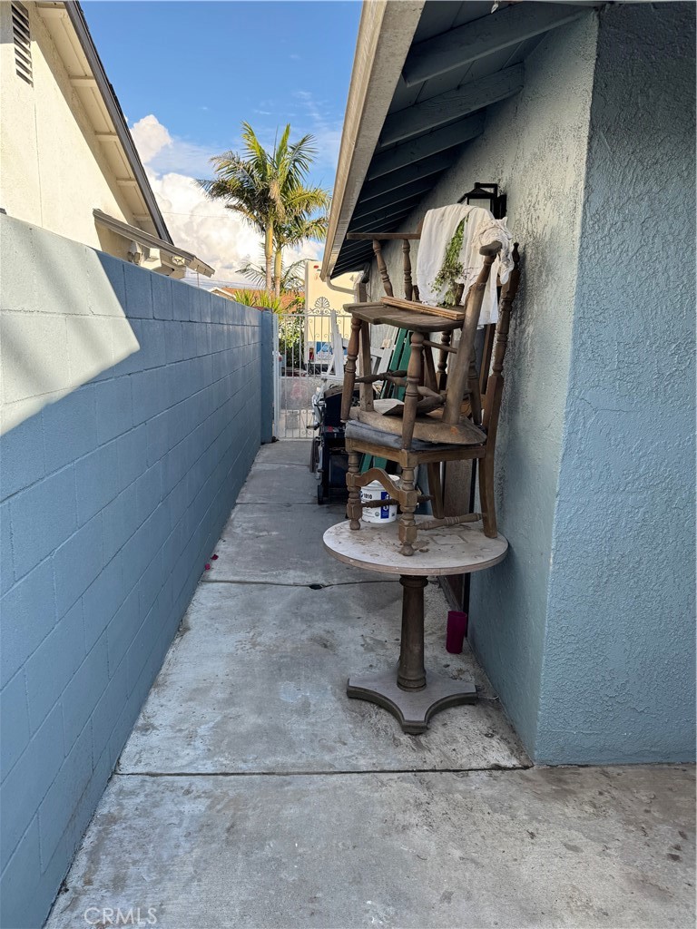 3631 La Costa