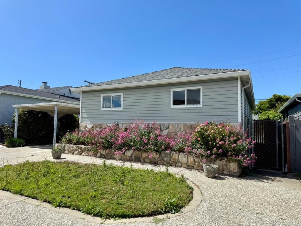 Photo of 226 Manor Drive, South San Francisco, CA 94080 (MLS # ML82044192)