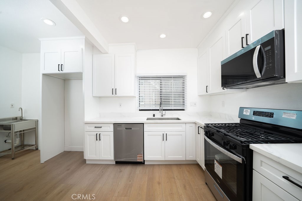 1044 Cedar Avenue