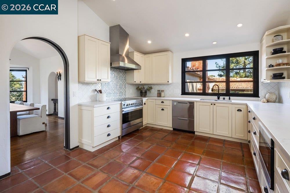 63 La Cuesta Rd