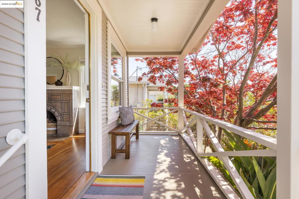 267 Colusa Ave