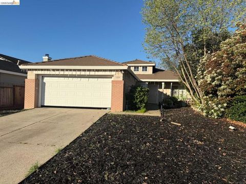 Photo of 5114 HOMESTEAD COURT Ct, Antioch, CA 94531 (MLS # 41127581)