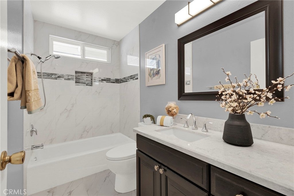 3026 S Baker, Santa Ana CA 92707 - Photo 6