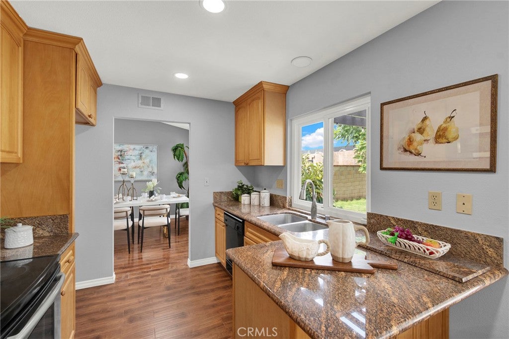 3026 S Baker, Santa Ana CA 92707 - Photo 32