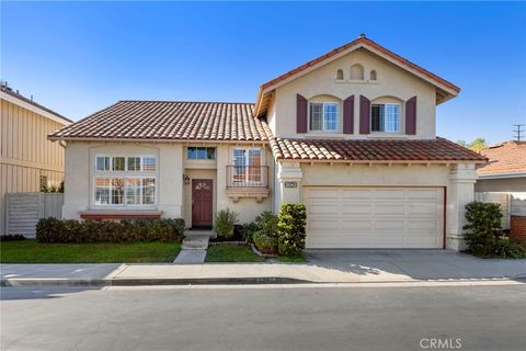 2042 Seminole Tustin CA 92782