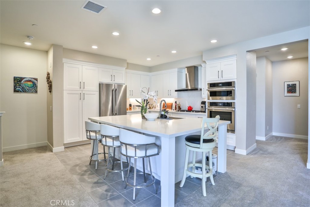 3318 Doheny Way