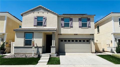 992 W Jasmine Way Rialto CA 92376