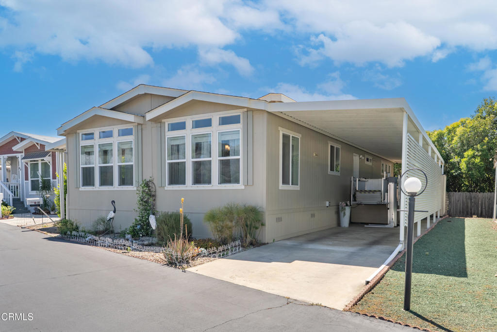 1202 Loma Drive 41