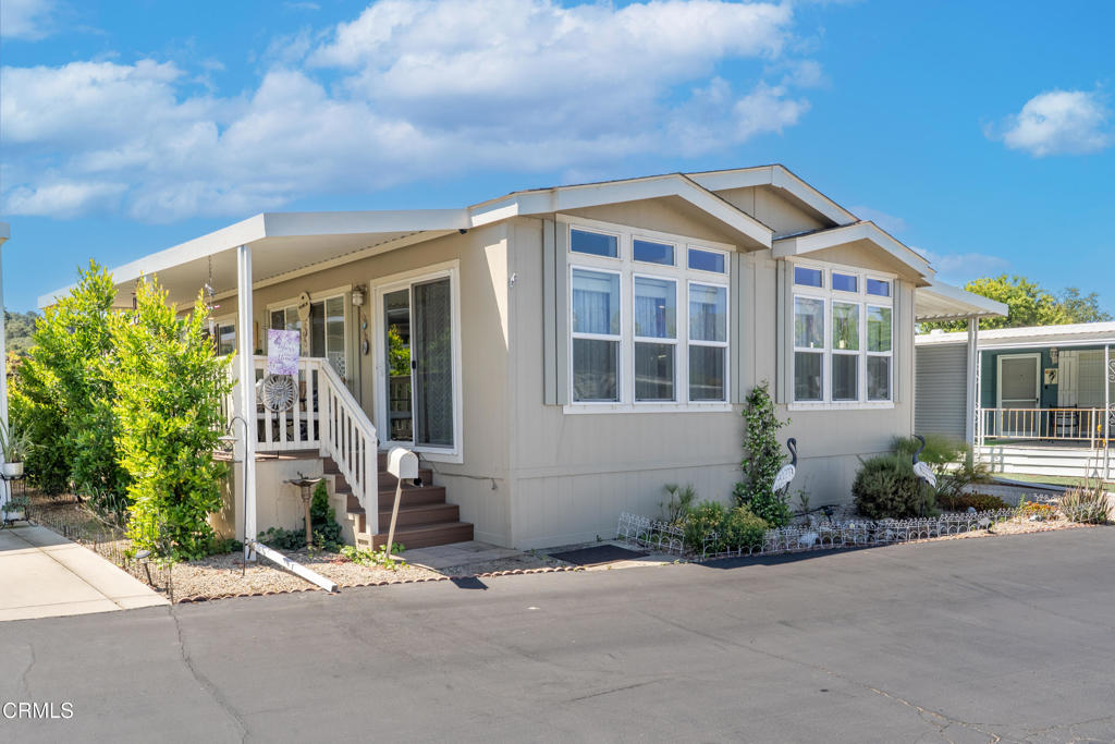 1202 Loma Drive 41