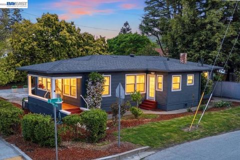 Photo of 37286 3Rd St St, Fremont, CA 94536 (MLS # 41127959)