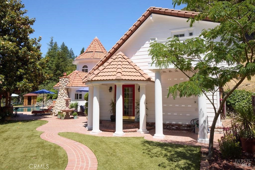 19400 Scenic Drive