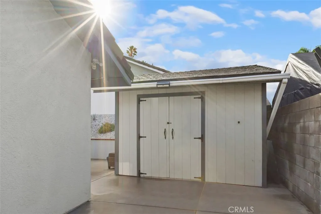 Corona, California 92879, United States, 4 Bedrooms Bedrooms, ,2 BathroomsBathrooms,Residential,Active,246011