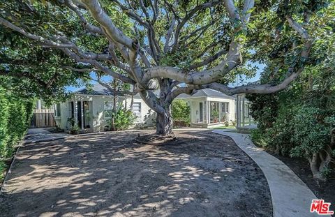 Photo of 1504 Ocean Park Boulevard, Santa Monica, CA 90405 (MLS # 26851983)