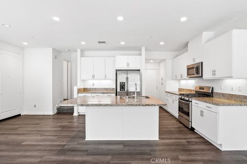 Photo of 20 Savannah, Lake Forest, CA 92630 (MLS # OC26157030)