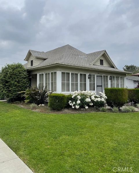 Photo of 494 N Campus Avenue, Upland, CA 91786 (MLS # CV26025241)