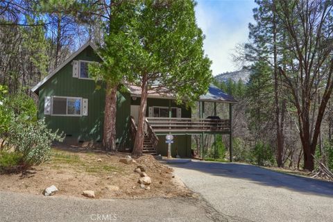 Photo of 2701 Spelt Rd, Yosemite, CA 95389 (MLS # FR26065367)