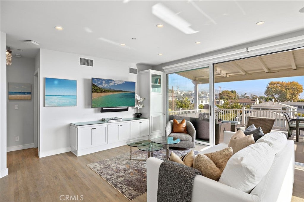 166 Fairview, Laguna Beach CA 92651 - Photo 32