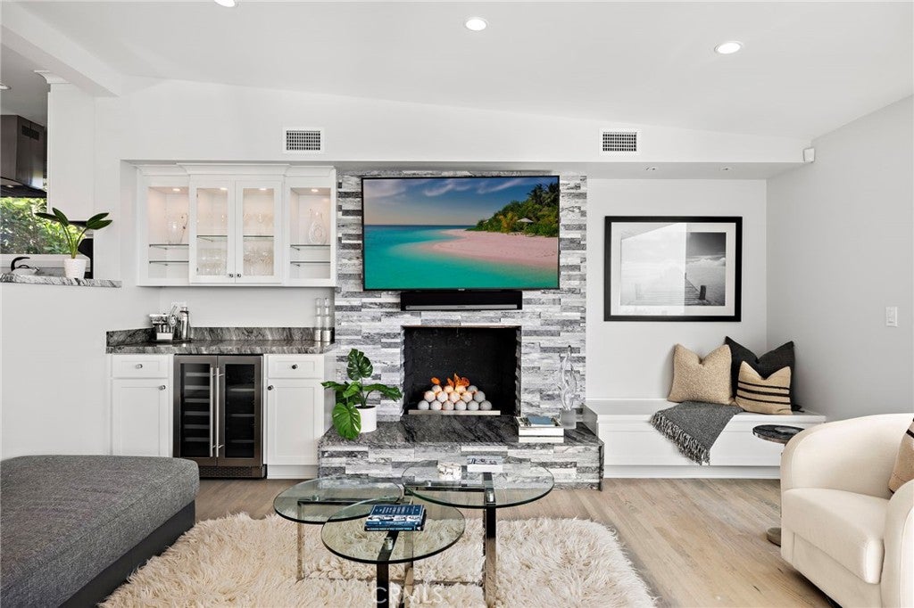 166 Fairview, Laguna Beach CA 92651 - Photo 7