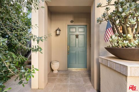 Photo of 9970 Westwanda Drive, Beverly Hills, CA 90210 (MLS # 26639853)