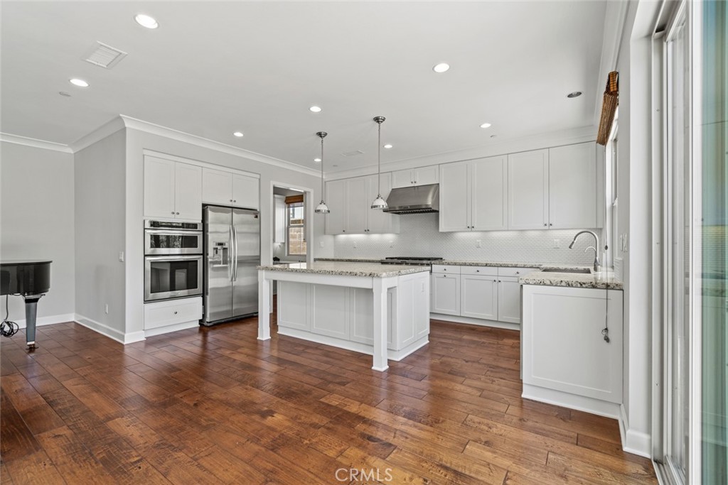 100 Saybrook