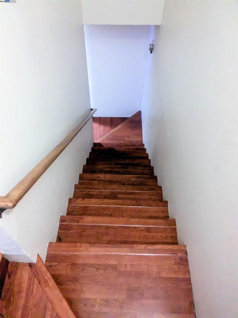 PINOLE HILLS - Residential