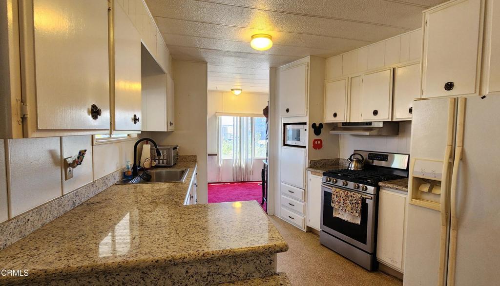 1500 Richmond Road 12
