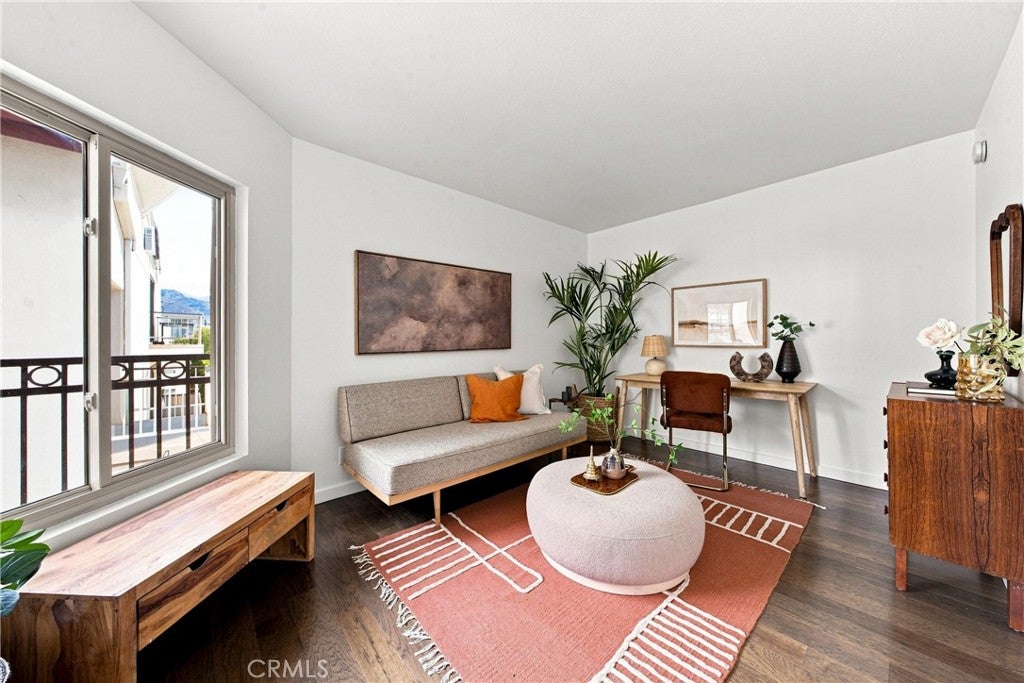 141 S Clark Drive 422