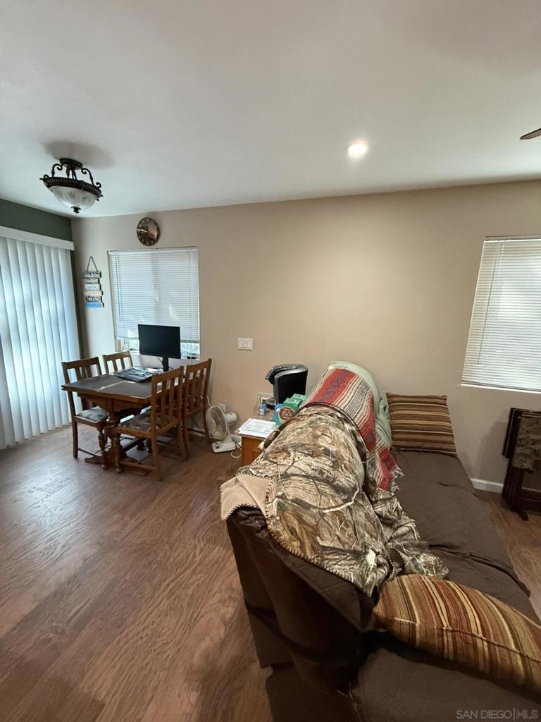 22356 Crestline