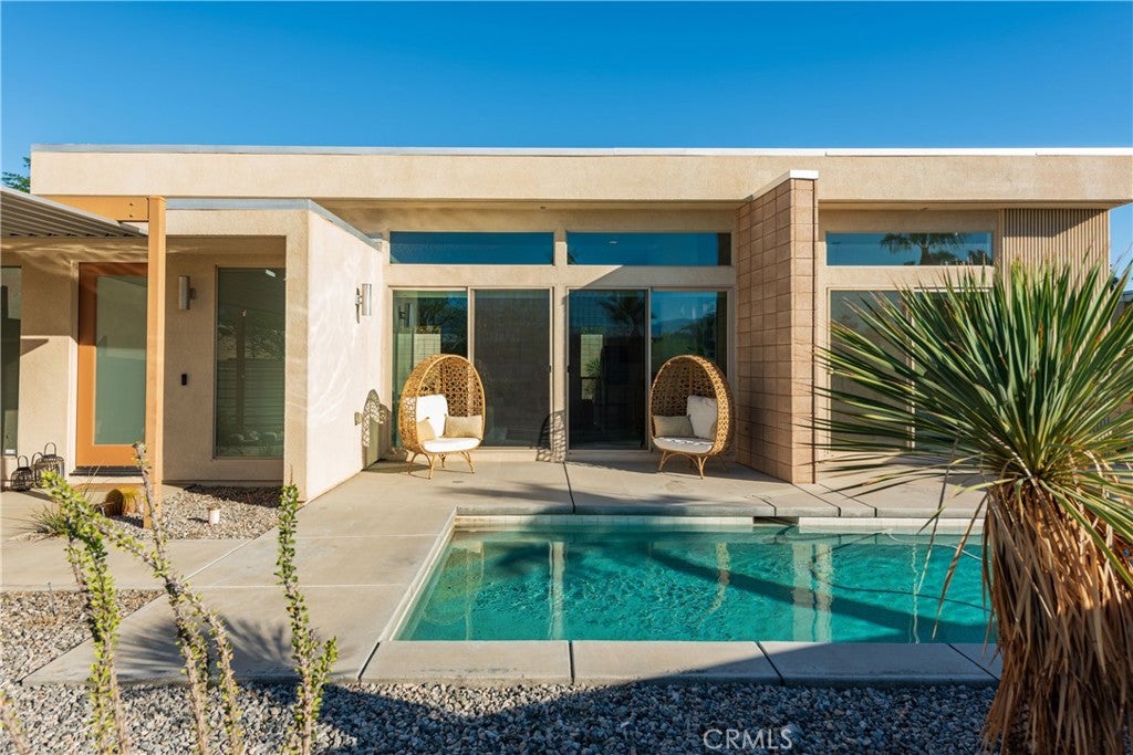 1126 Lucent Court