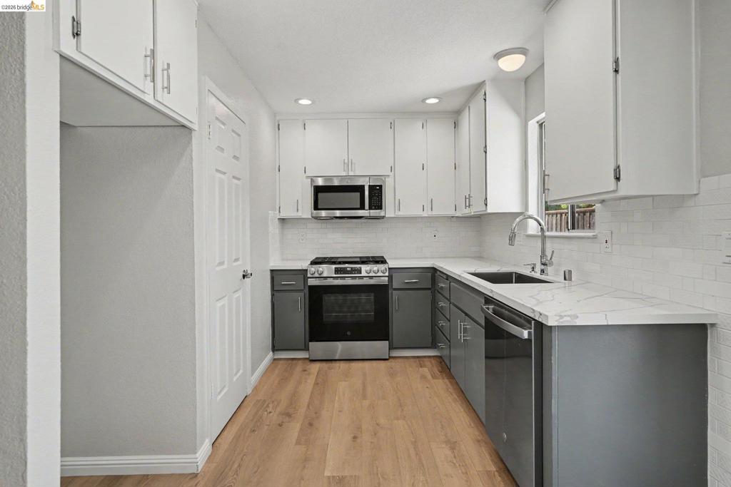 4241 Salgado Ave