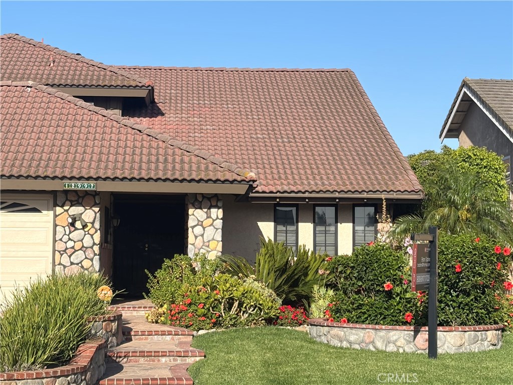 12997 Falcon Place