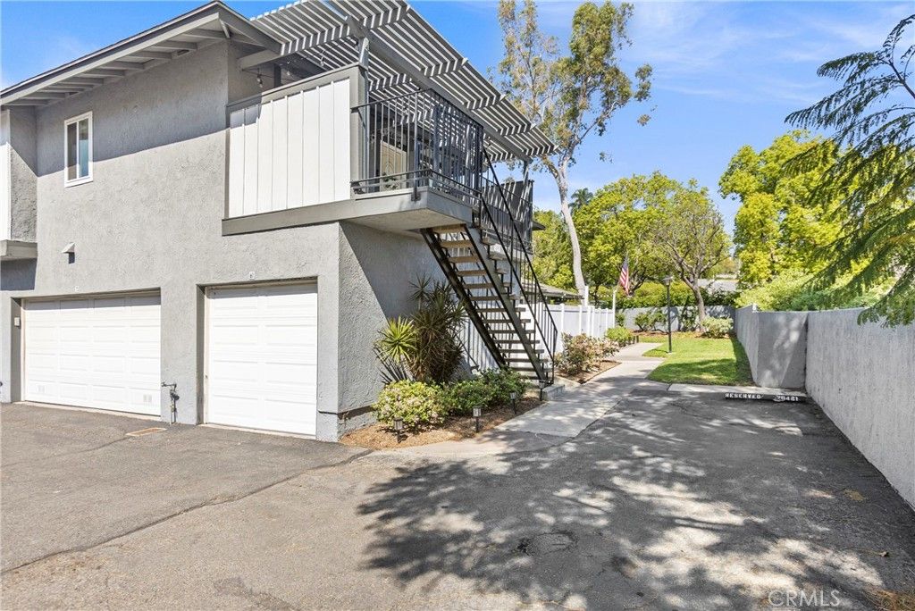 Photo of 20461 Elm Hill Ln, Yorba Linda, CA 92886 (MLS # PW26054335)